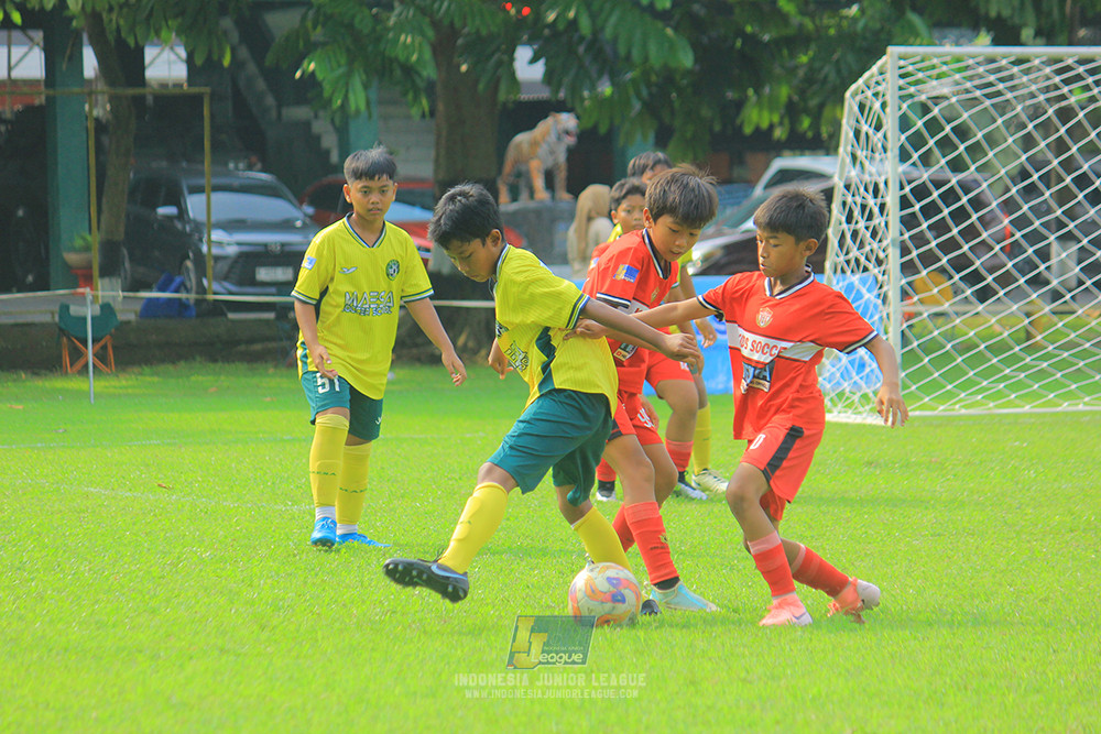 ijl u11 100526 maesa pararaider army vs kids soccer family