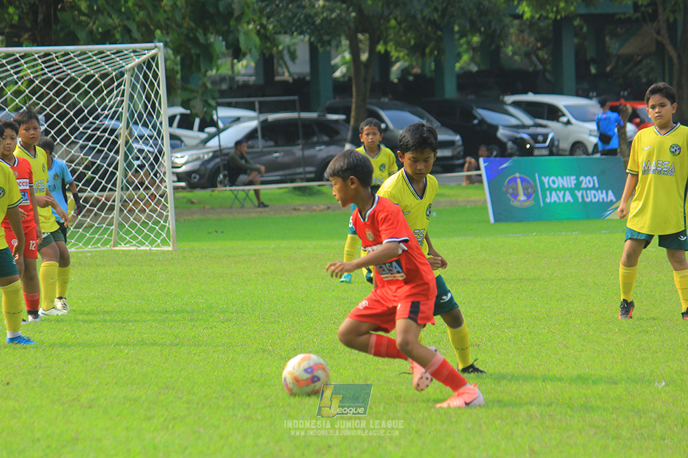 ijl u11 100526 maesa pararaider army vs kids soccer family