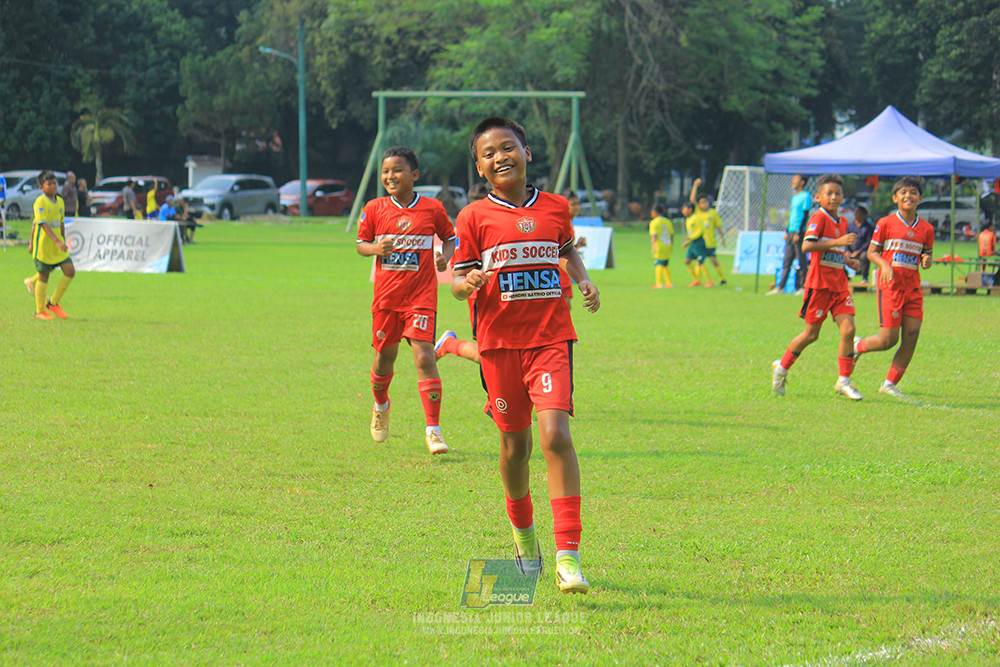 ijl u11 100526 maesa pararaider army vs kids soccer family