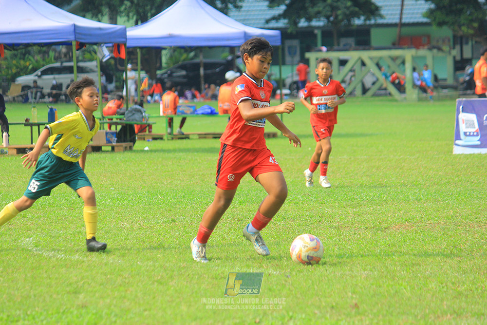 ijl u11 100526 maesa pararaider army vs kids soccer family