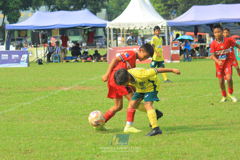 ijl u11 100526 maesa pararaider army vs kids soccer family