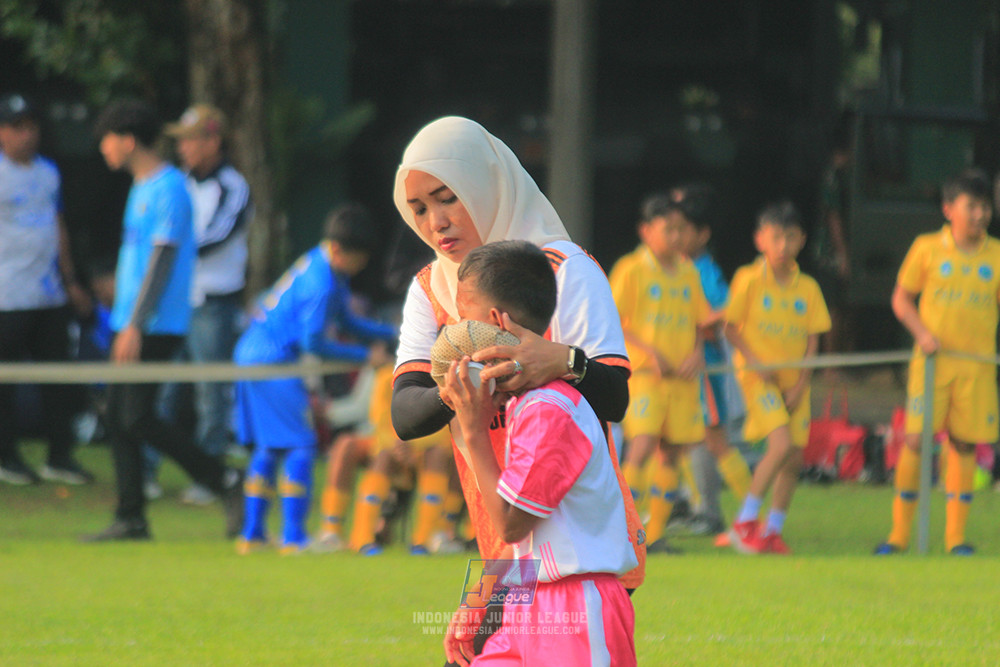 ijl u11 100526 provision soccer school vs farama fc
