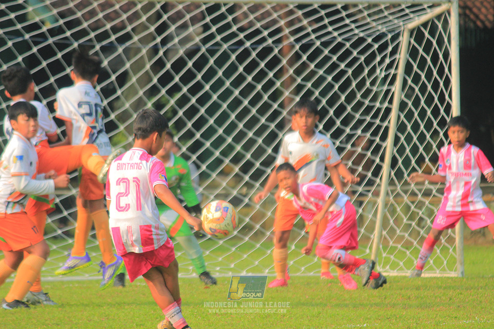 ijl u11 100526 provision soccer school vs farama fc