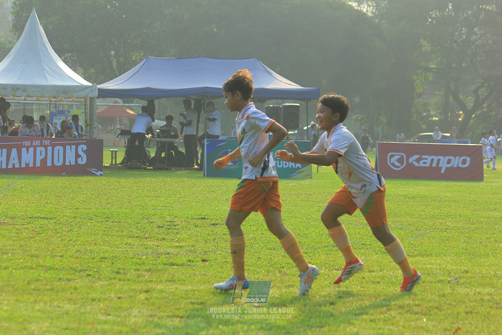 ijl u11 100526 provision soccer school vs farama fc