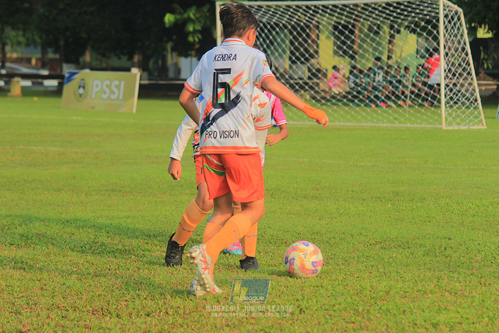 ijl u11 100526 provision soccer school vs farama fc