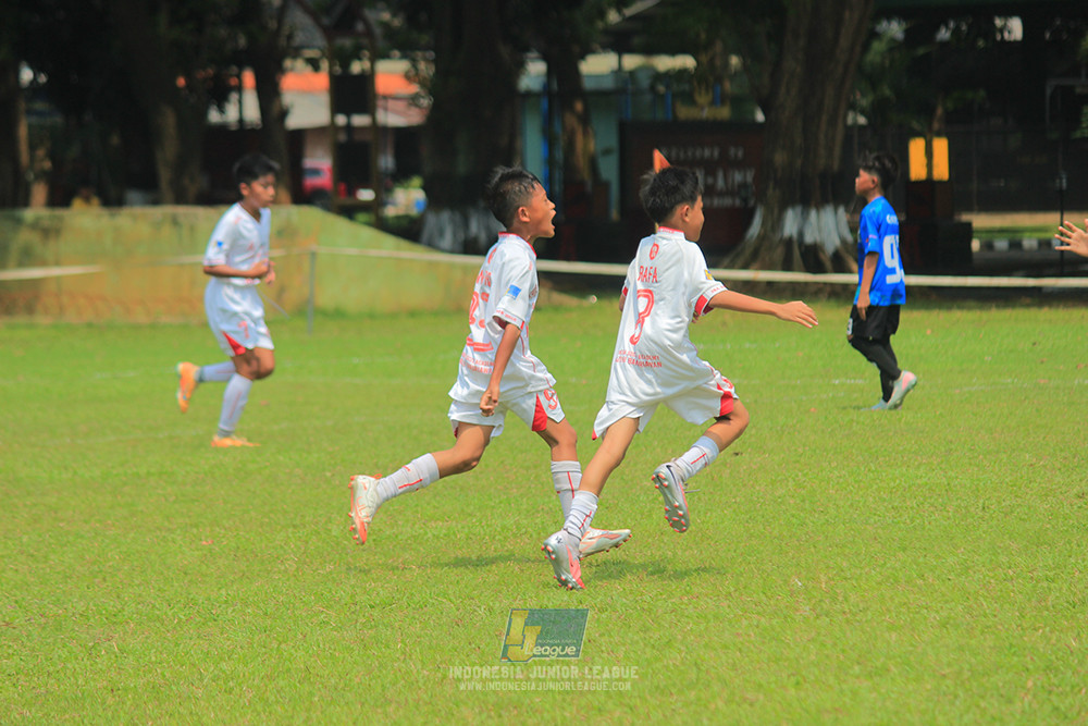 ijl u11 100526 steelford united vs isa marzuki bandriawan