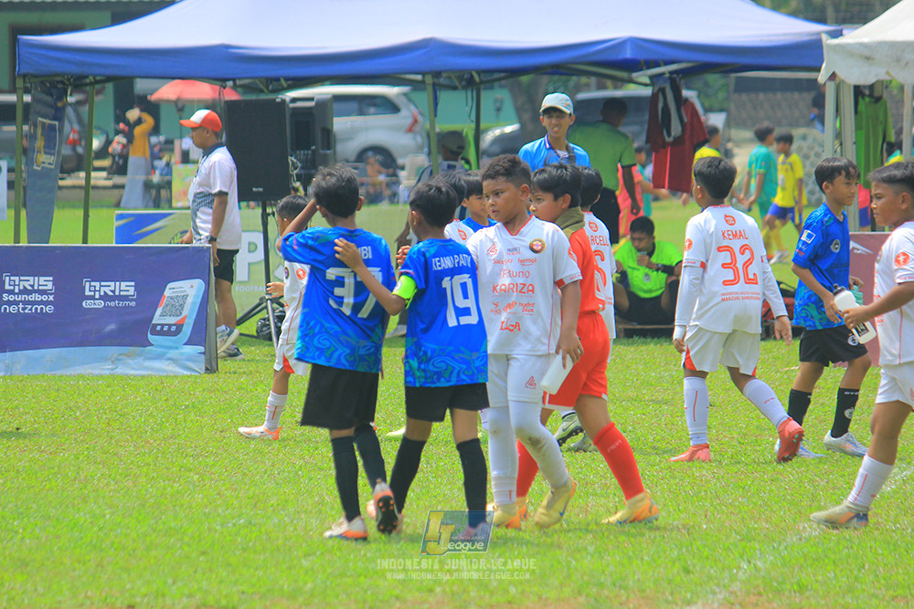 ijl u11 100526 steelford united vs isa marzuki bandriawan