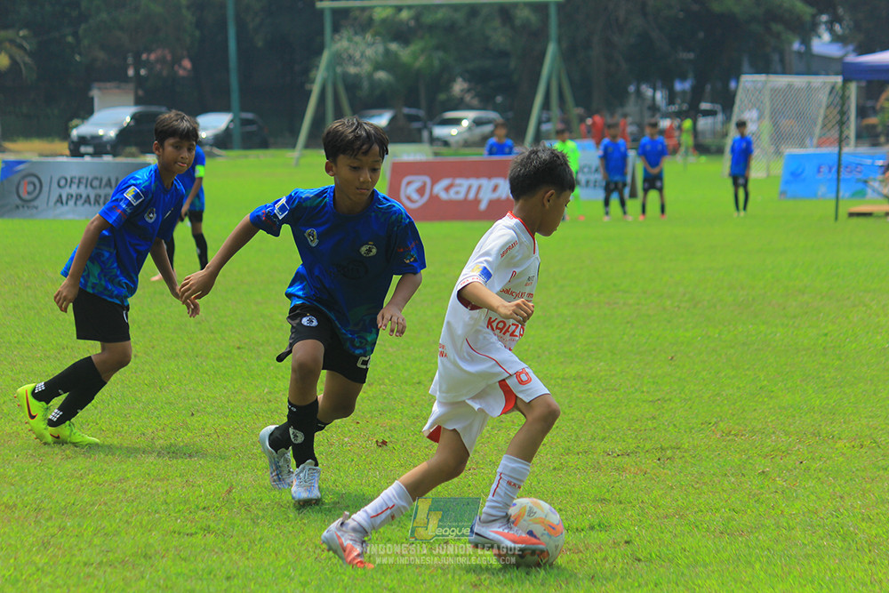 ijl u11 100526 steelford united vs isa marzuki bandriawan