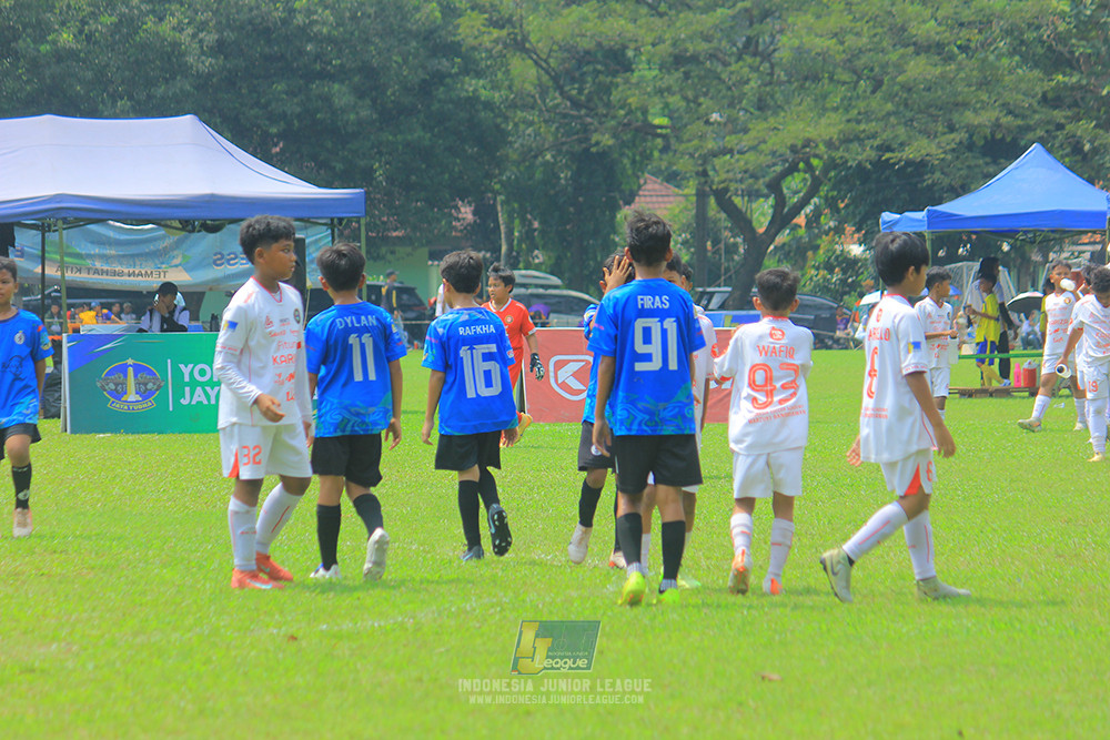 ijl u11 100526 steelford united vs isa marzuki bandriawan