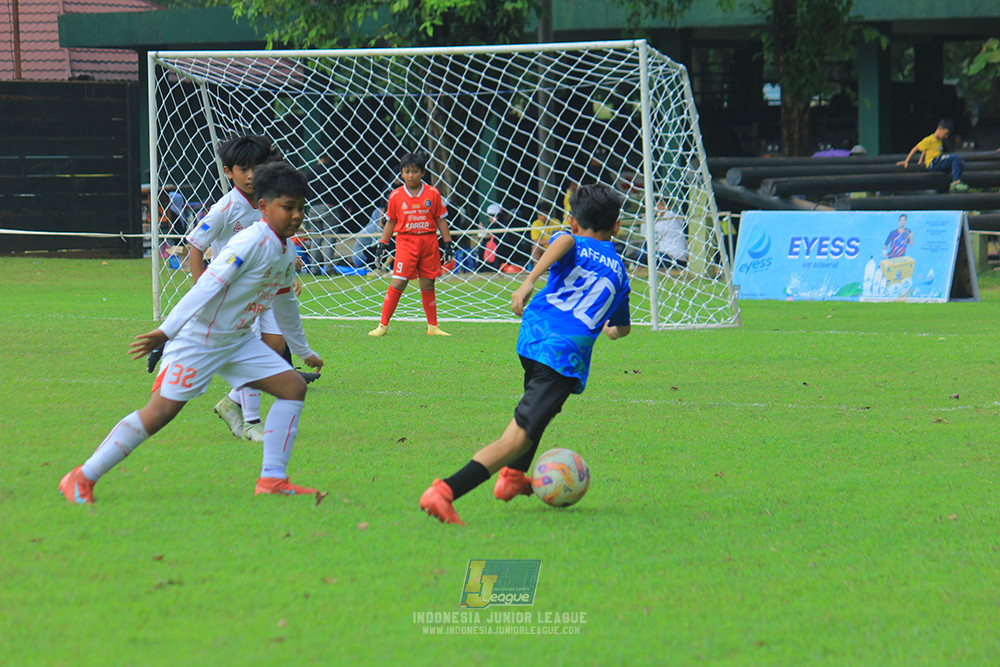 ijl u11 100526 steelford united vs isa marzuki bandriawan