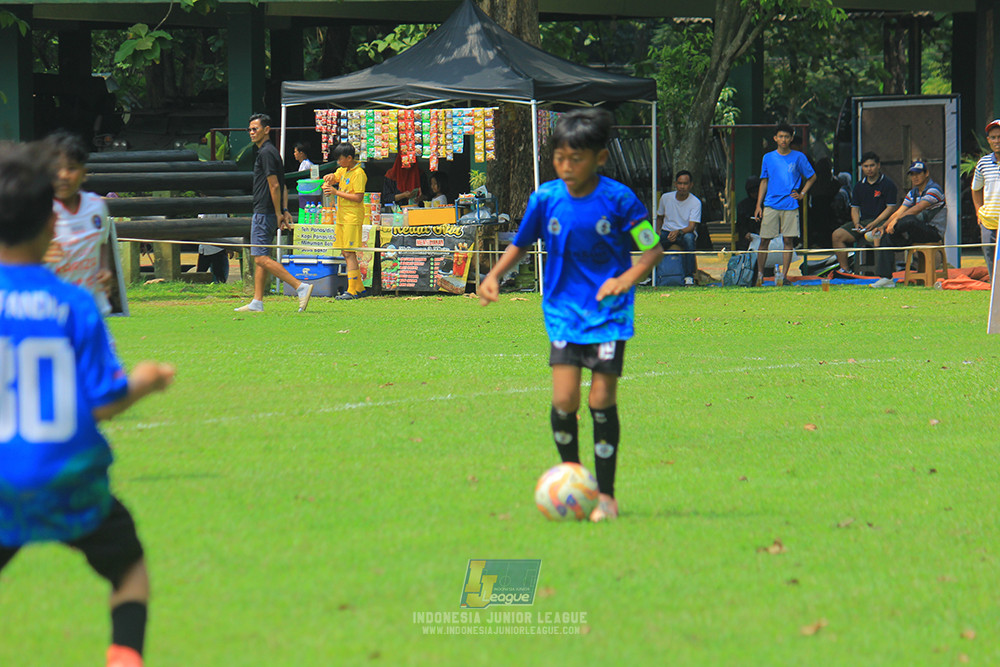 ijl u11 100526 steelford united vs isa marzuki bandriawan