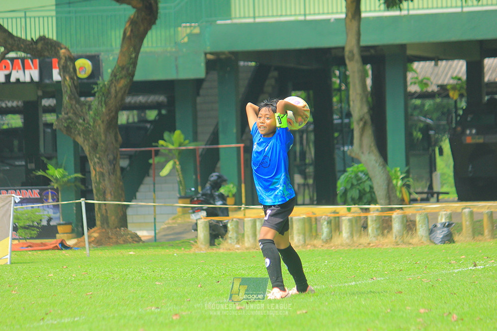 ijl u11 100526 steelford united vs isa marzuki bandriawan