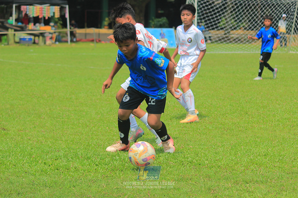 ijl u11 100526 steelford united vs isa marzuki bandriawan
