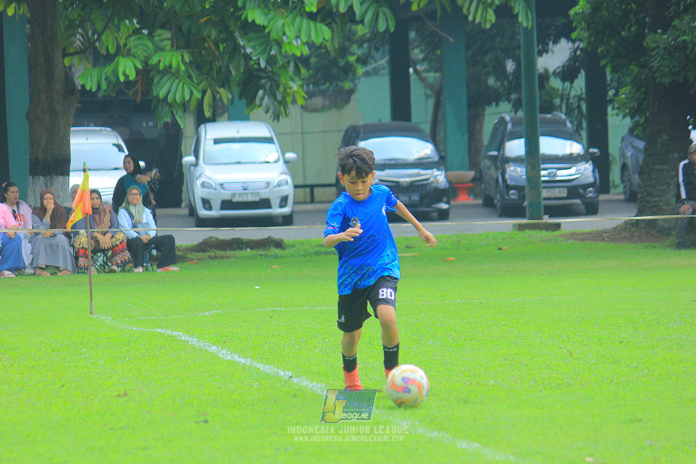 ijl u11 100526 steelford united vs isa marzuki bandriawan