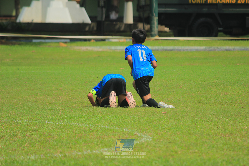 ijl u11 100526 steelford united vs isa marzuki bandriawan