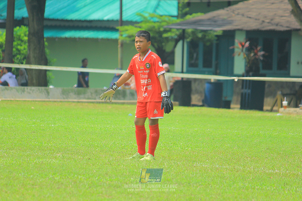 ijl u11 100526 steelford united vs isa marzuki bandriawan