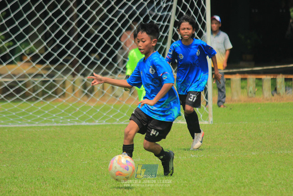 ijl u11 100526 steelford united vs isa marzuki bandriawan