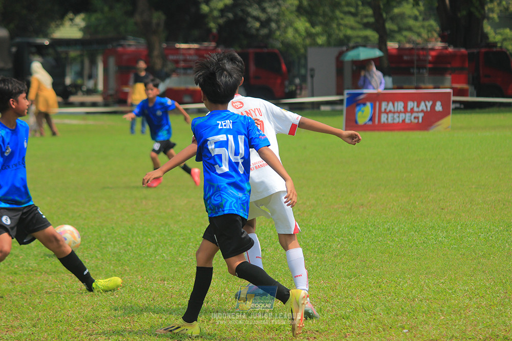 ijl u11 100526 steelford united vs isa marzuki bandriawan