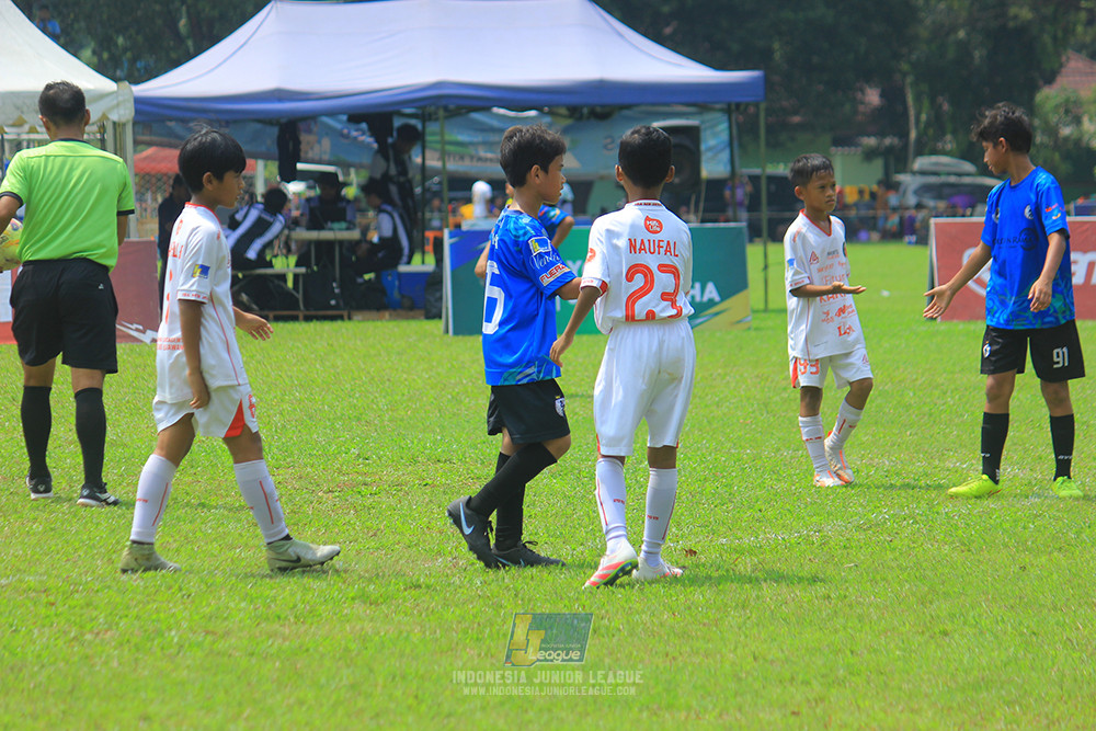 ijl u11 100526 steelford united vs isa marzuki bandriawan