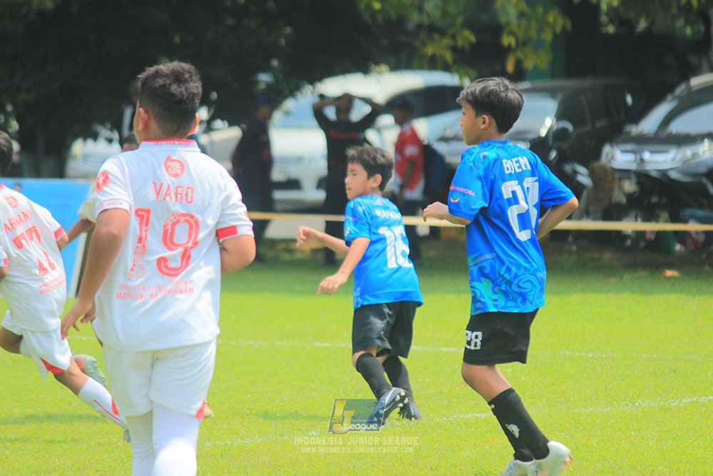 ijl u11 100526 steelford united vs isa marzuki bandriawan