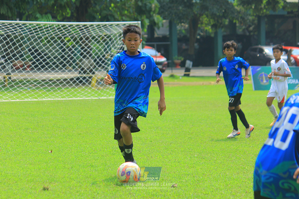 ijl u11 100526 steelford united vs isa marzuki bandriawan