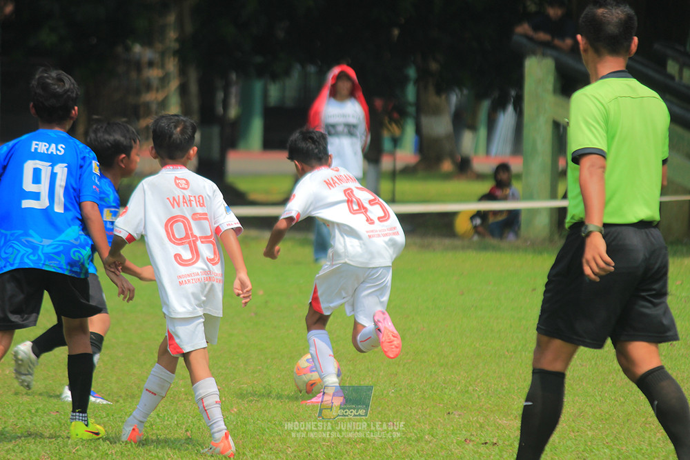ijl u11 100526 steelford united vs isa marzuki bandriawan