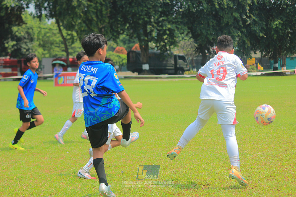 ijl u11 100526 steelford united vs isa marzuki bandriawan