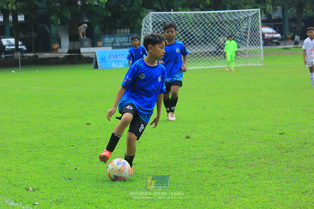 ijl u11 100526 steelford united vs isa marzuki bandriawan