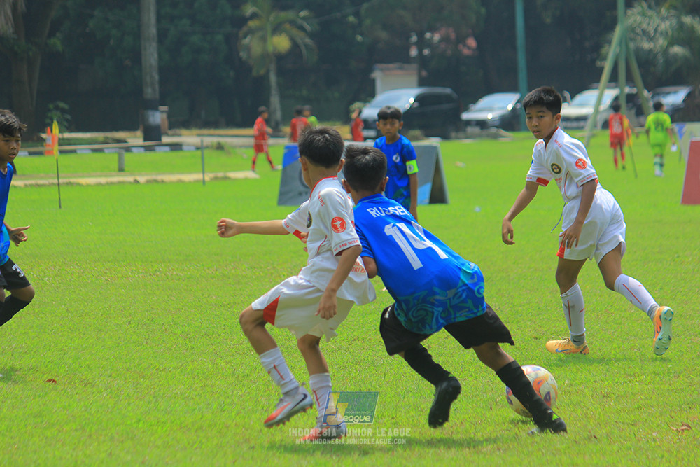 ijl u11 100526 steelford united vs isa marzuki bandriawan