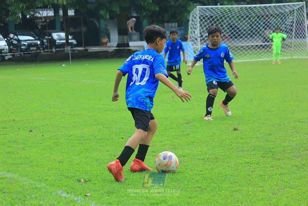 ijl u11 100526 steelford united vs isa marzuki bandriawan