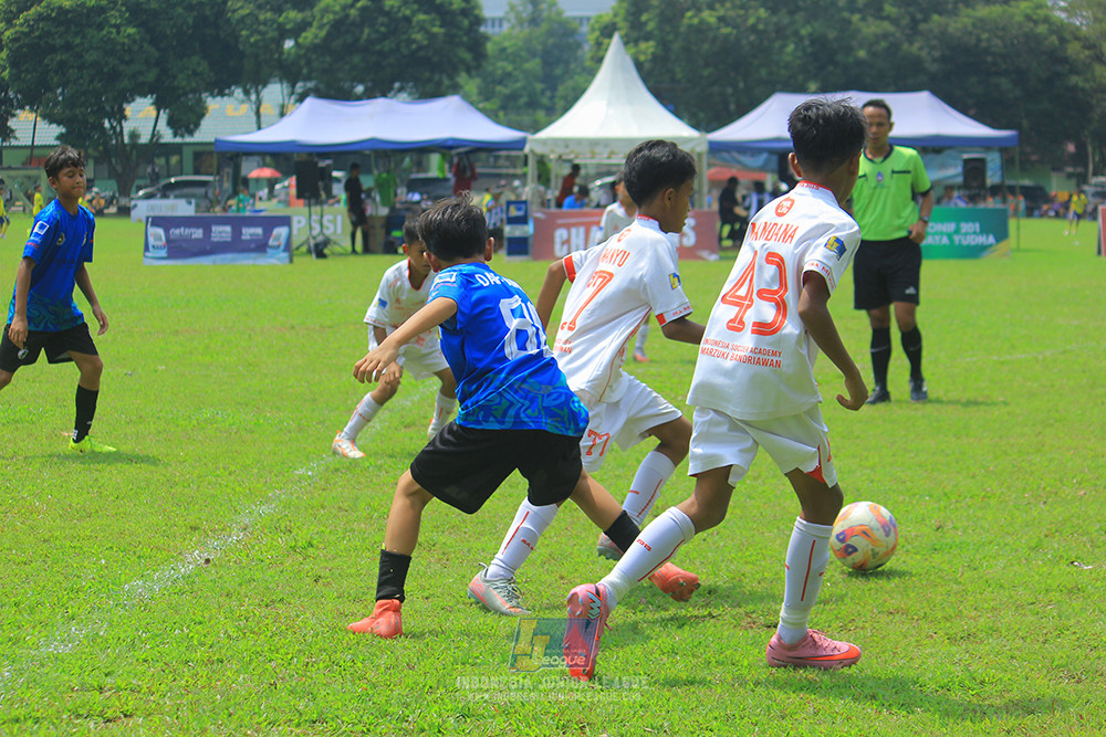 ijl u11 100526 steelford united vs isa marzuki bandriawan