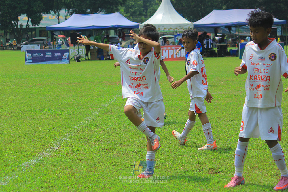 ijl u11 100526 steelford united vs isa marzuki bandriawan