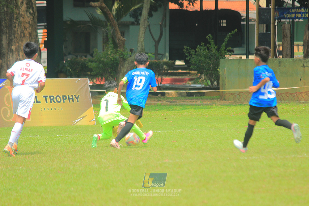 ijl u11 100526 steelford united vs isa marzuki bandriawan