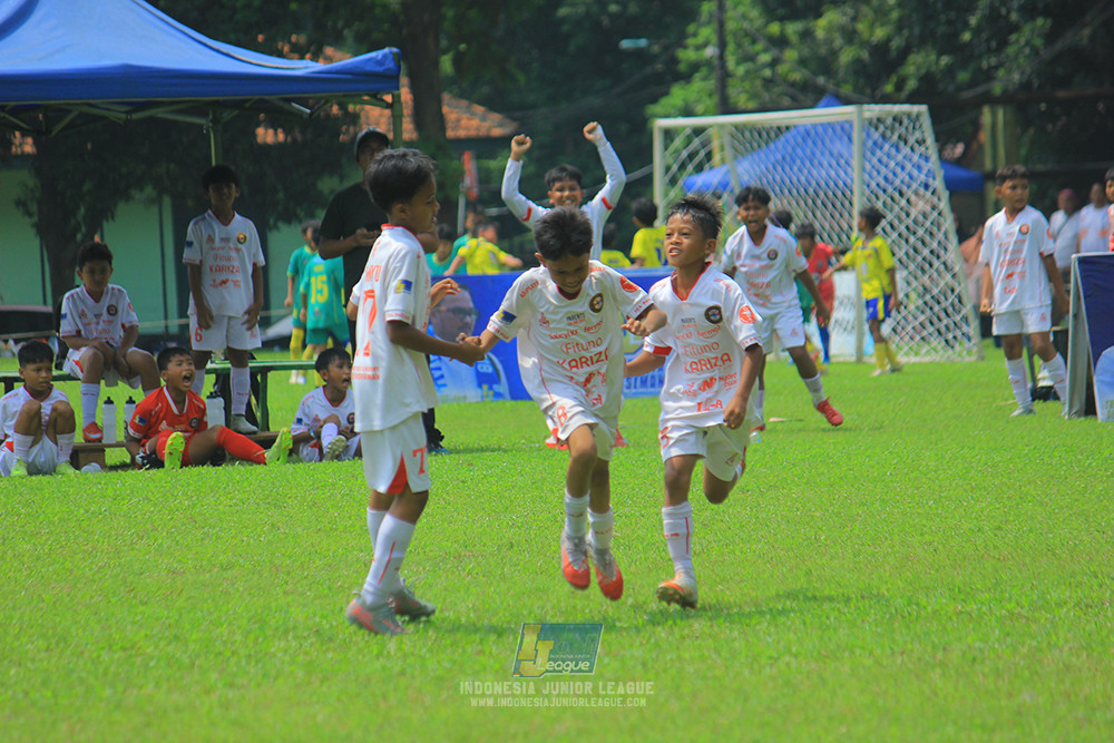 ijl u11 100526 steelford united vs isa marzuki bandriawan