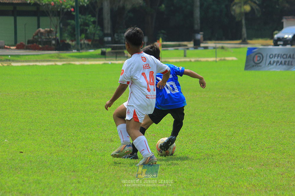 ijl u11 100526 steelford united vs isa marzuki bandriawan