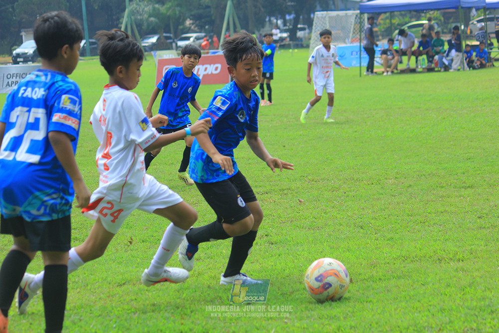 ijl u11 100526 steelford united vs isa marzuki bandriawan