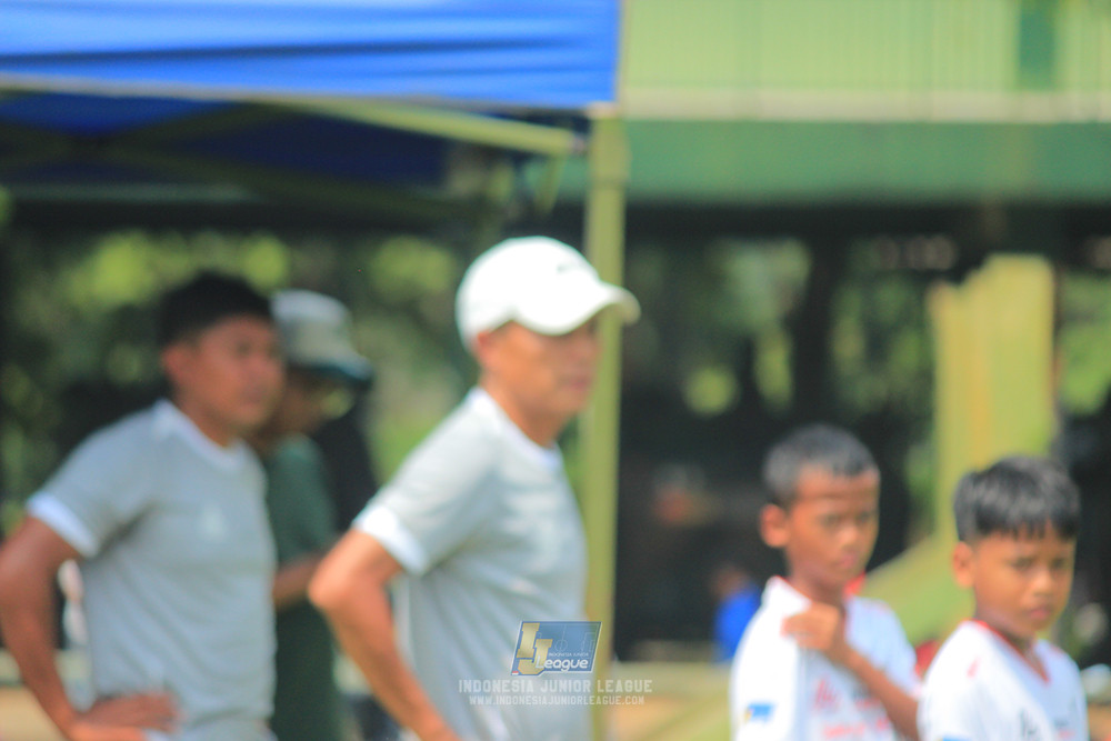 ijl u11 100526 steelford united vs isa marzuki bandriawan