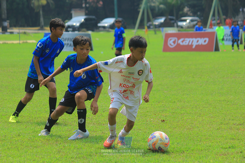 ijl u11 100526 steelford united vs isa marzuki bandriawan