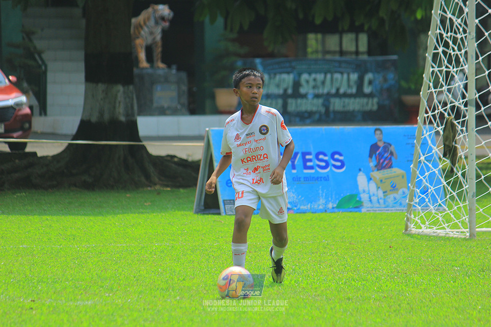 ijl u11 100526 steelford united vs isa marzuki bandriawan