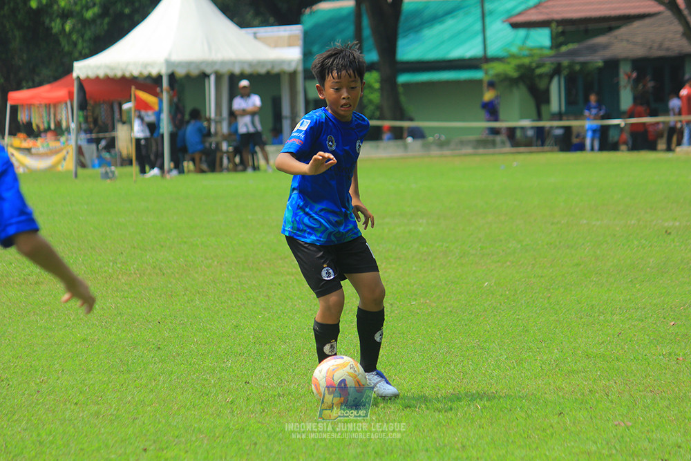 ijl u11 100526 steelford united vs isa marzuki bandriawan