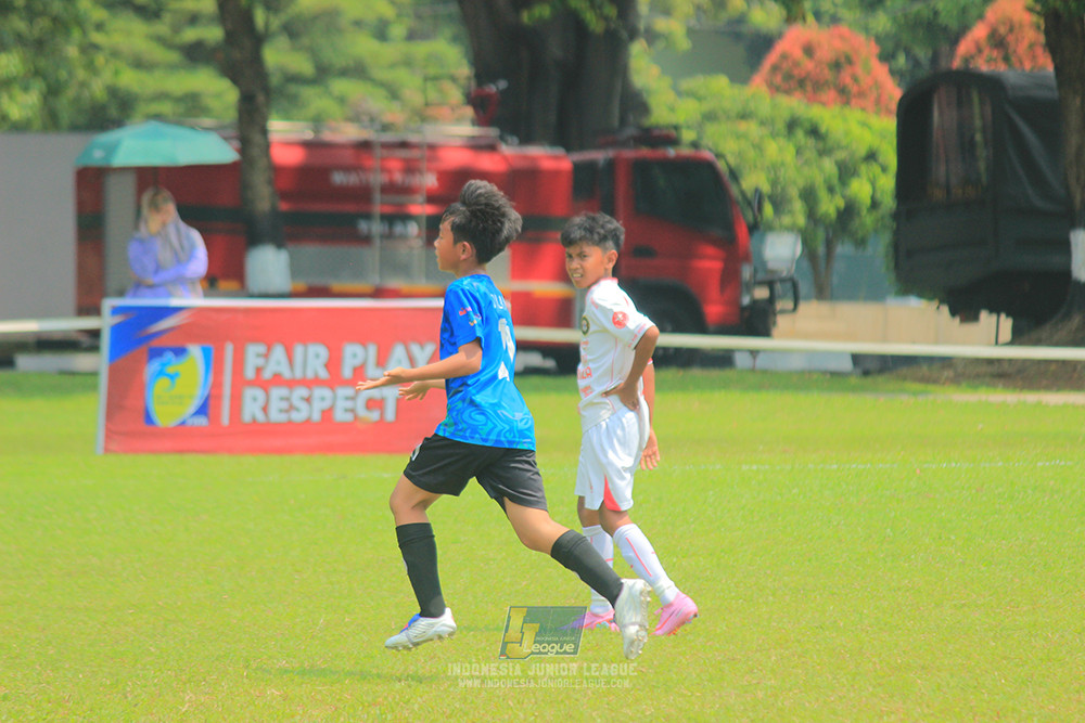 ijl u11 100526 steelford united vs isa marzuki bandriawan