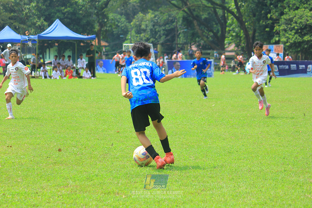 ijl u11 100526 steelford united vs isa marzuki bandriawan