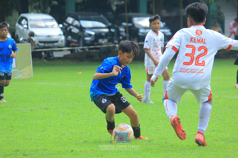 ijl u11 100526 steelford united vs isa marzuki bandriawan