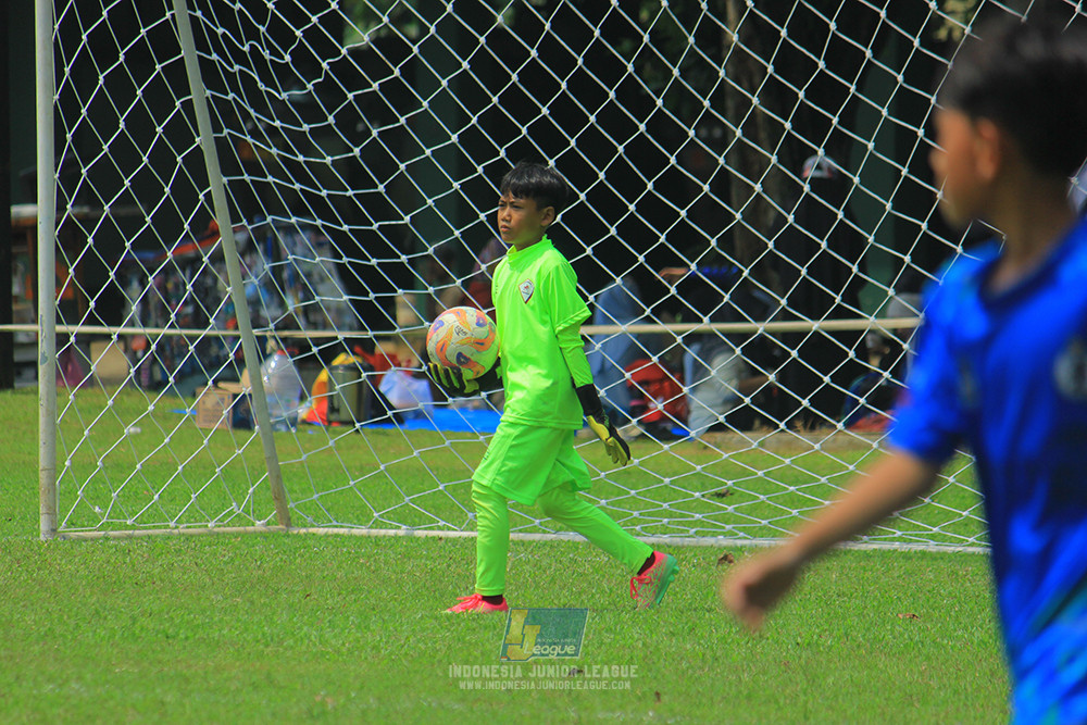 ijl u11 100526 steelford united vs isa marzuki bandriawan