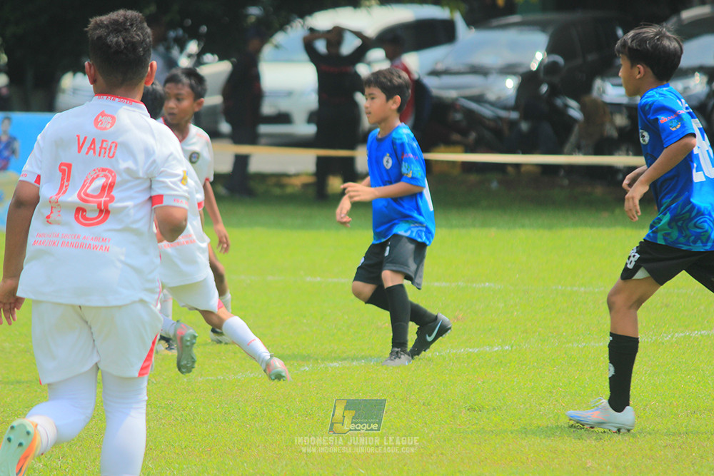 ijl u11 100526 steelford united vs isa marzuki bandriawan