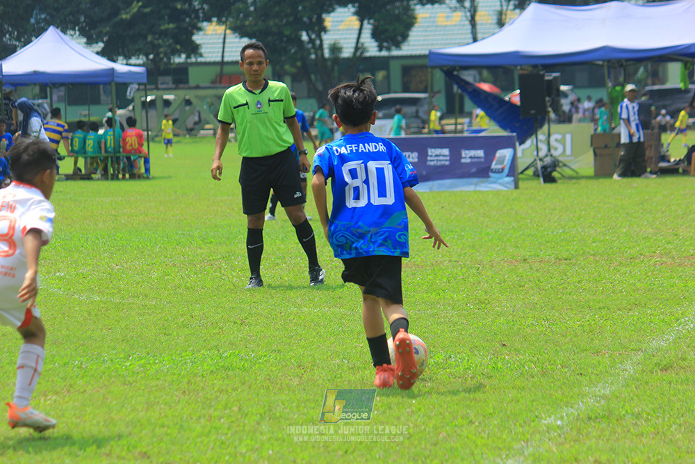 ijl u11 100526 steelford united vs isa marzuki bandriawan