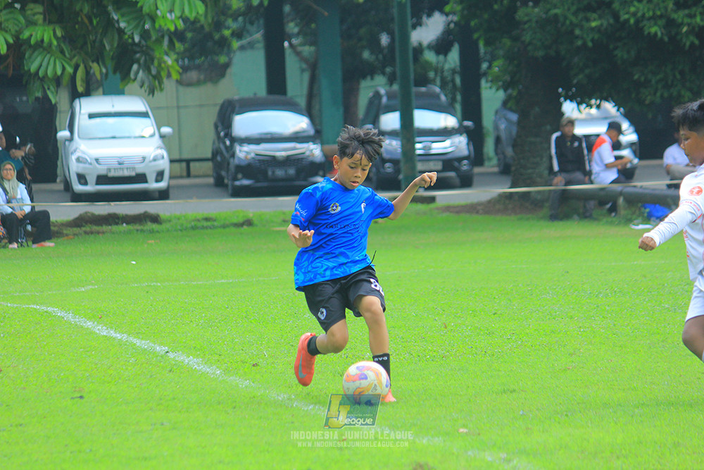 ijl u11 100526 steelford united vs isa marzuki bandriawan