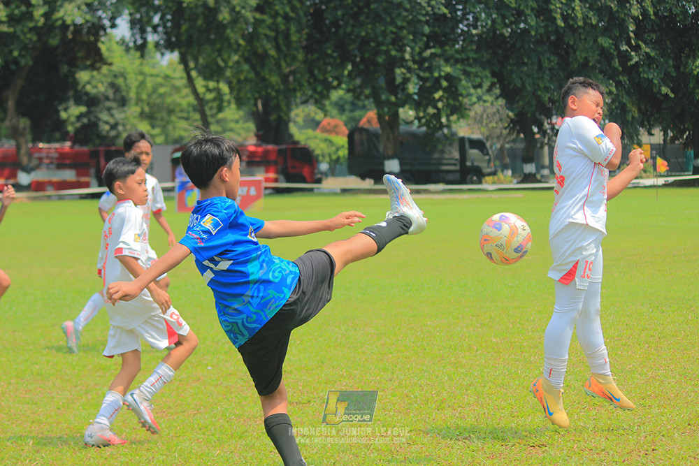 ijl u11 100526 steelford united vs isa marzuki bandriawan
