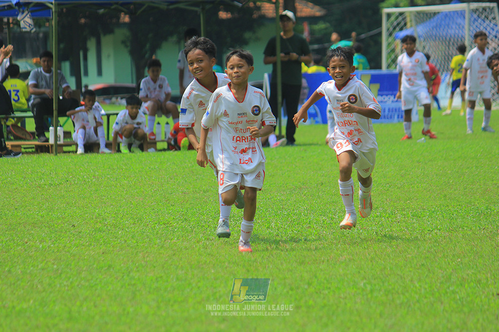 ijl u11 100526 steelford united vs isa marzuki bandriawan