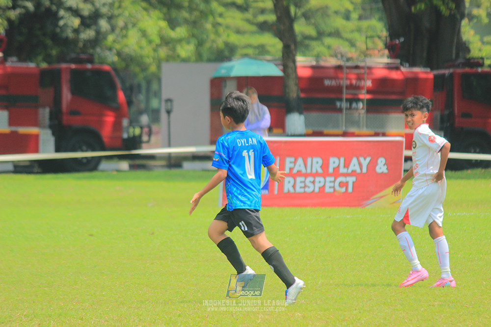 ijl u11 100526 steelford united vs isa marzuki bandriawan